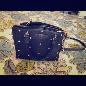 Michael Kors slightly used shoulder/ hand purse